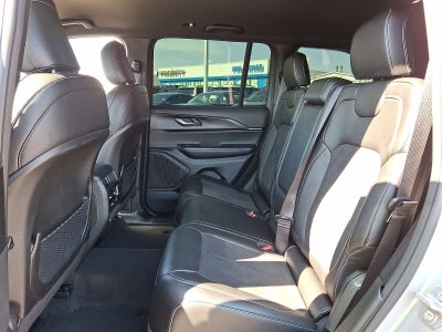 2025 Jeep Grand Cherokee Altitude 4x4