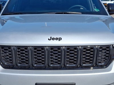 2025 Jeep Grand Cherokee Altitude 4x4