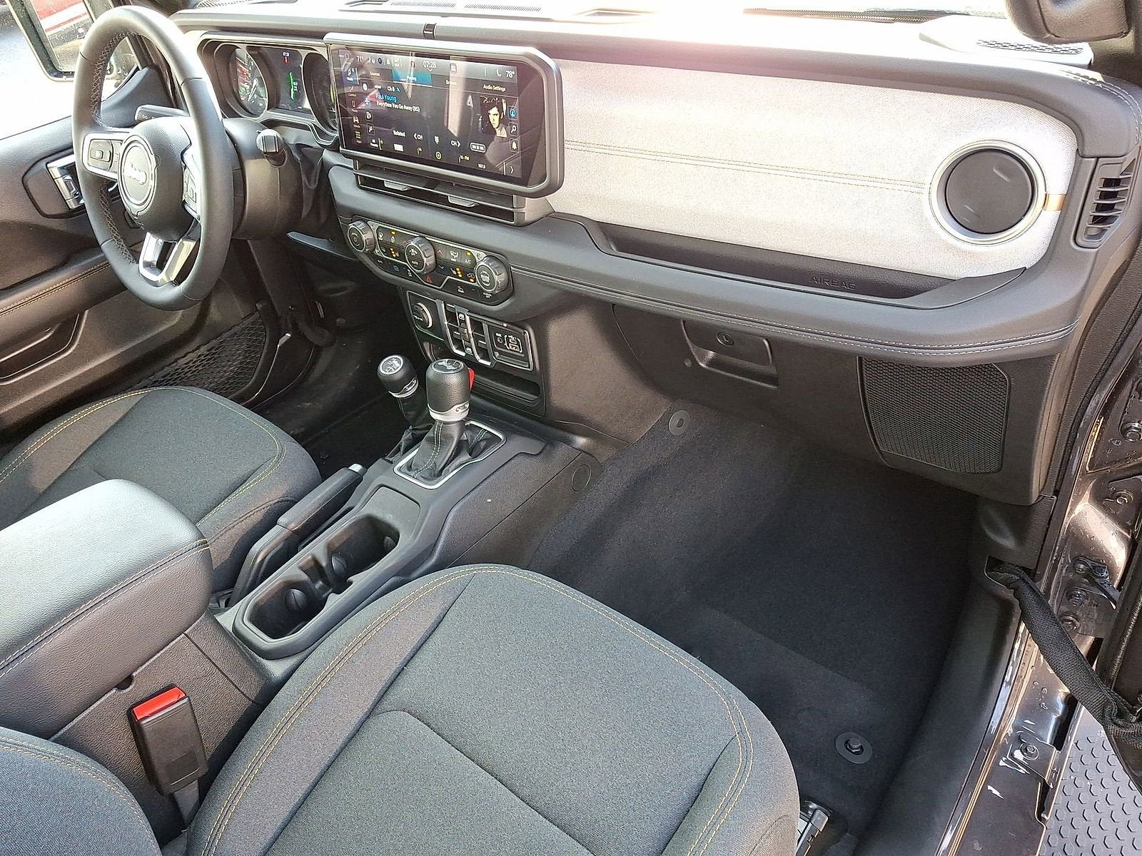 2025 Jeep Wrangler 4xe Sahara 4xe