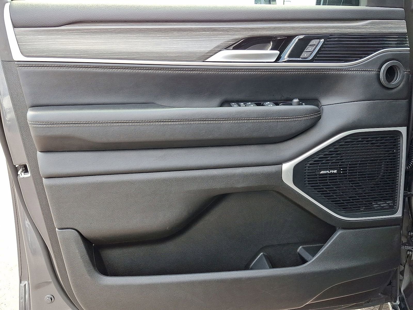 2024 Jeep Wagoneer L Series II