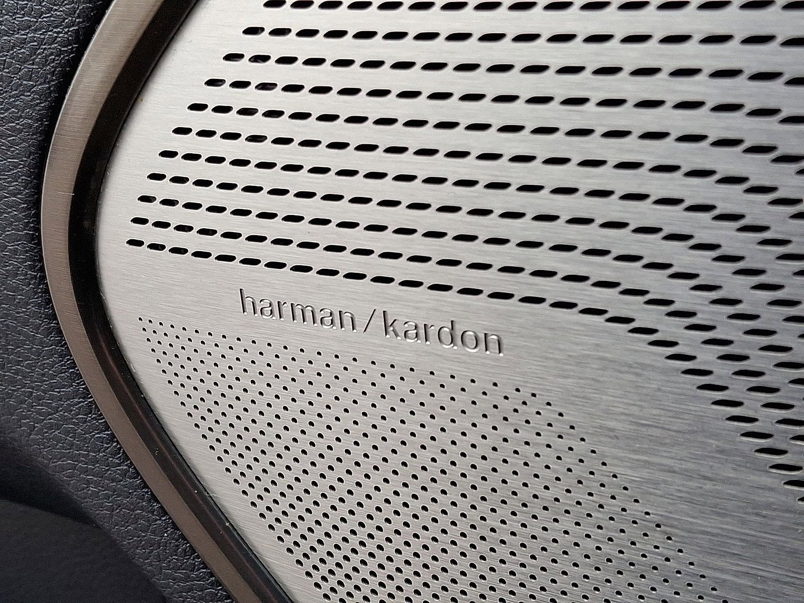 2021 RAM 1500 Limited Crew Cab 4x4 5'7" Box