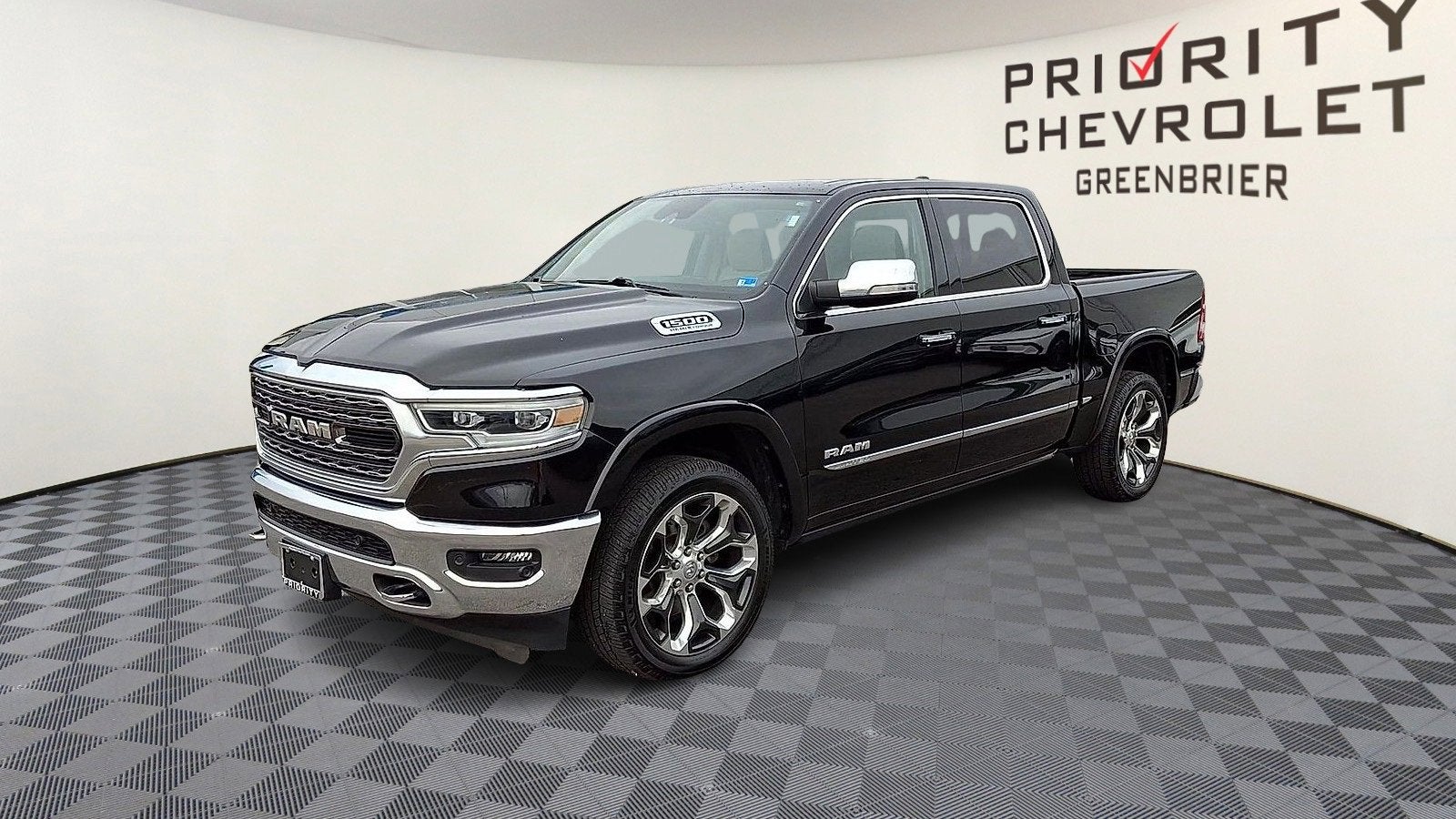 2021 RAM 1500 Limited Crew Cab 4x4 5'7" Box