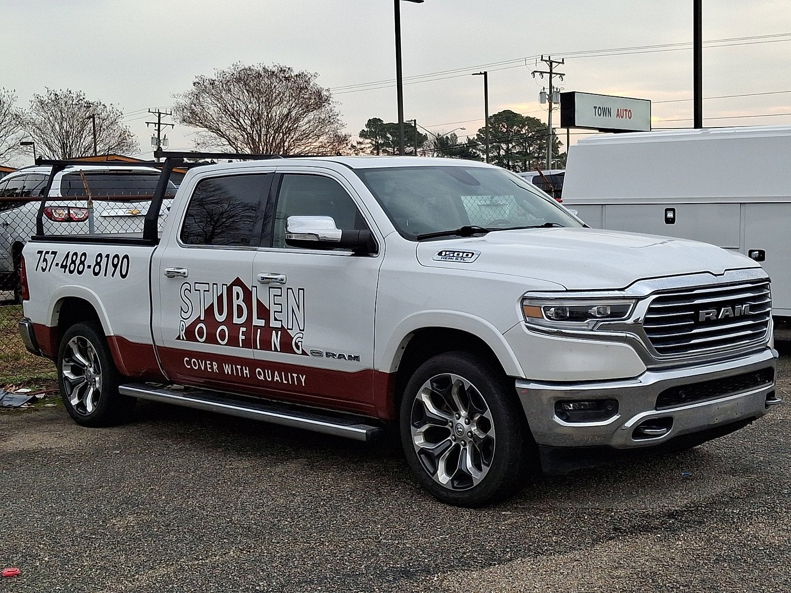 2020 RAM 1500 Laramie Longhorn Crew Cab 4x4 6'4" Box
