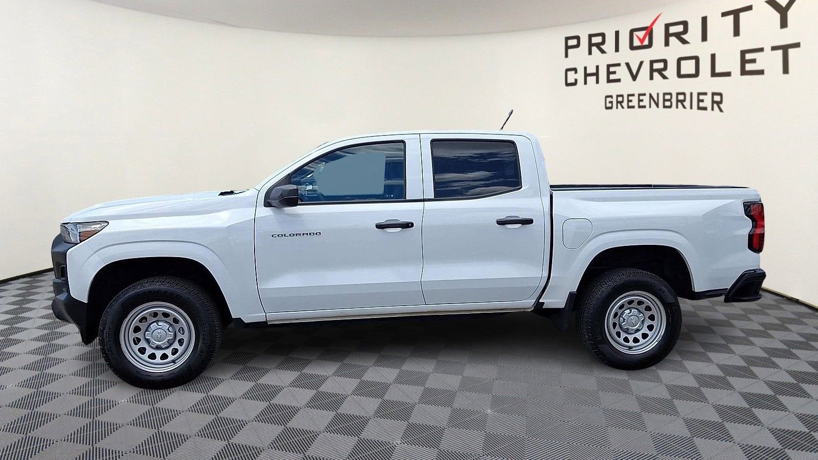 2024 Chevrolet Colorado WT