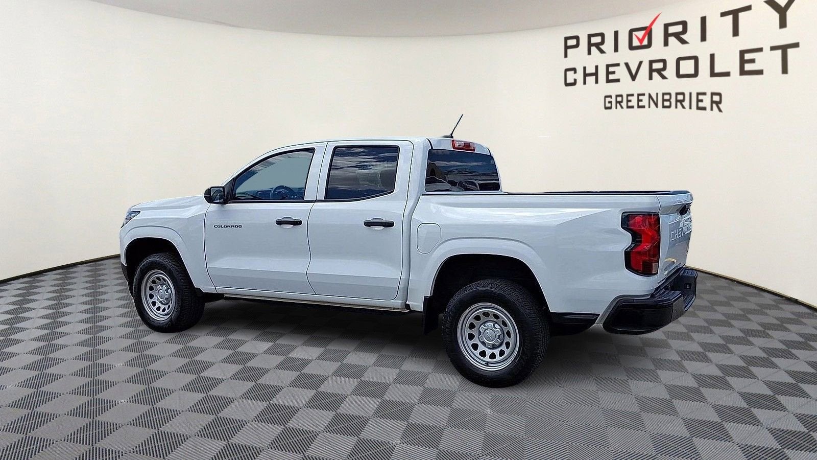 2024 Chevrolet Colorado WT