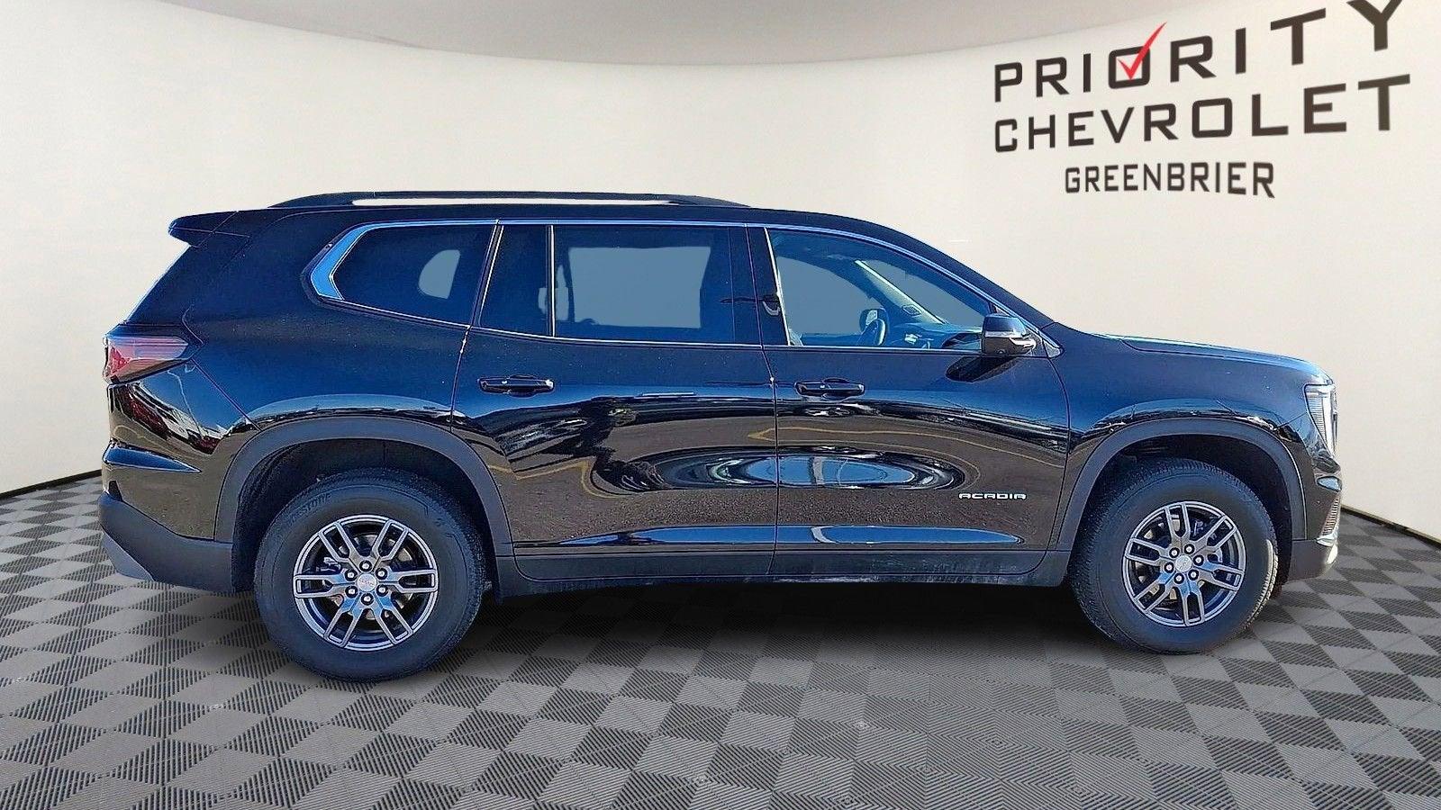 2025 GMC Acadia Elevation