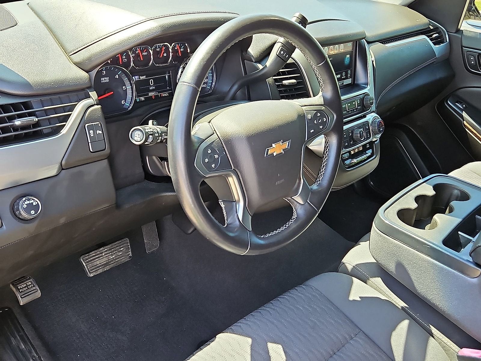 2019 Chevrolet Suburban LS