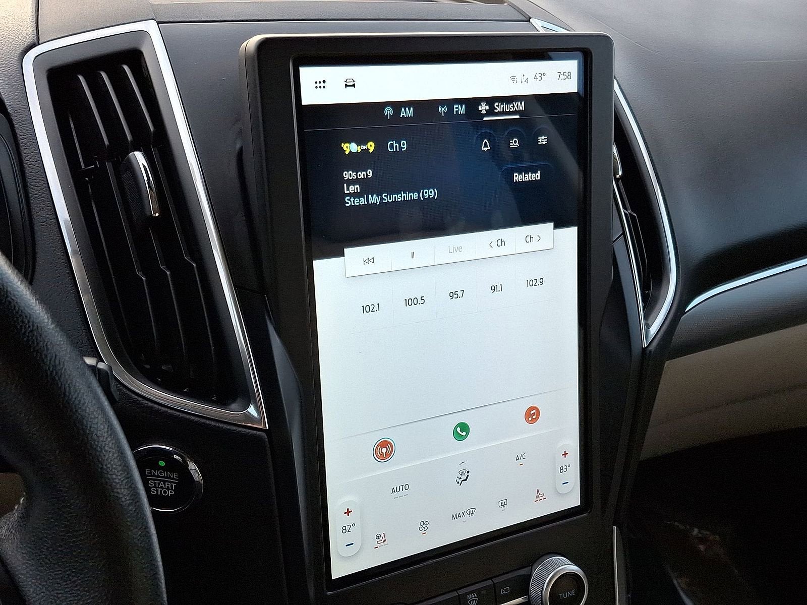 2022 Ford Edge Titanium