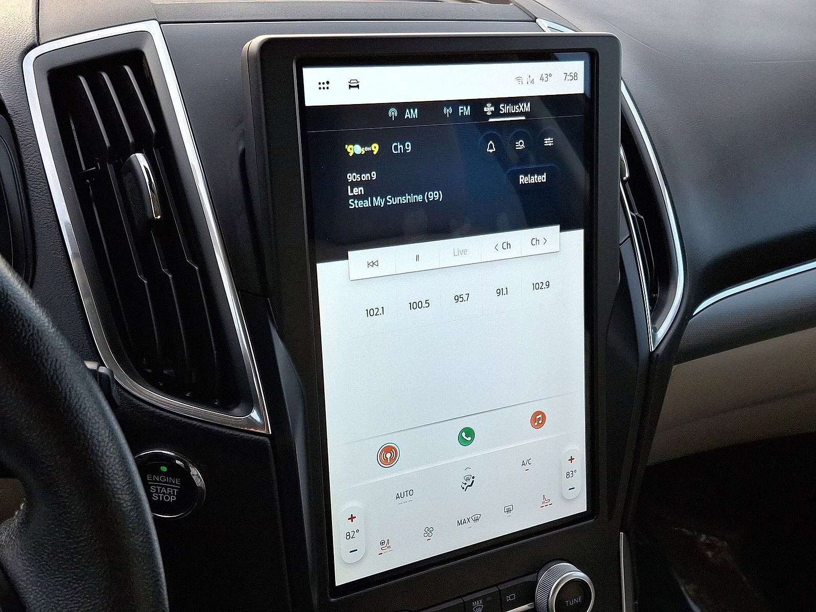 2022 Ford Edge Titanium