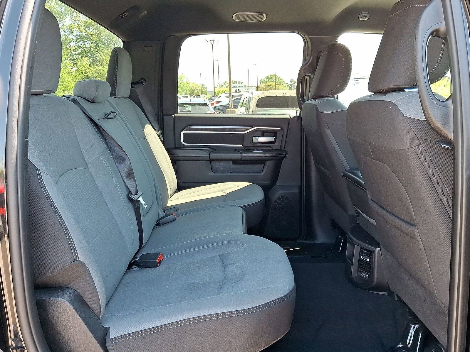 2024 RAM 2500 Big Horn Crew Cab 4x4 6'4" Box