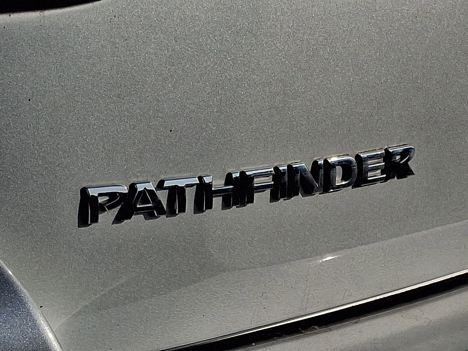 2020 Nissan Pathfinder S