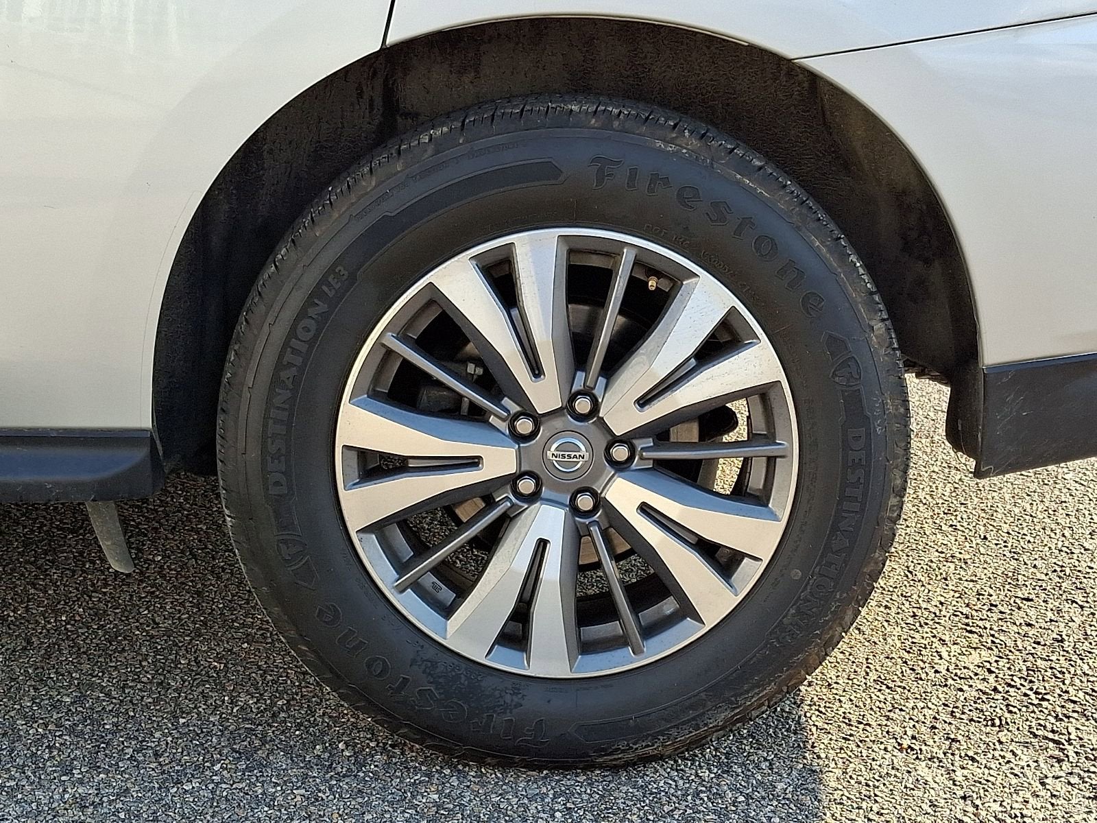 2020 Nissan Pathfinder S