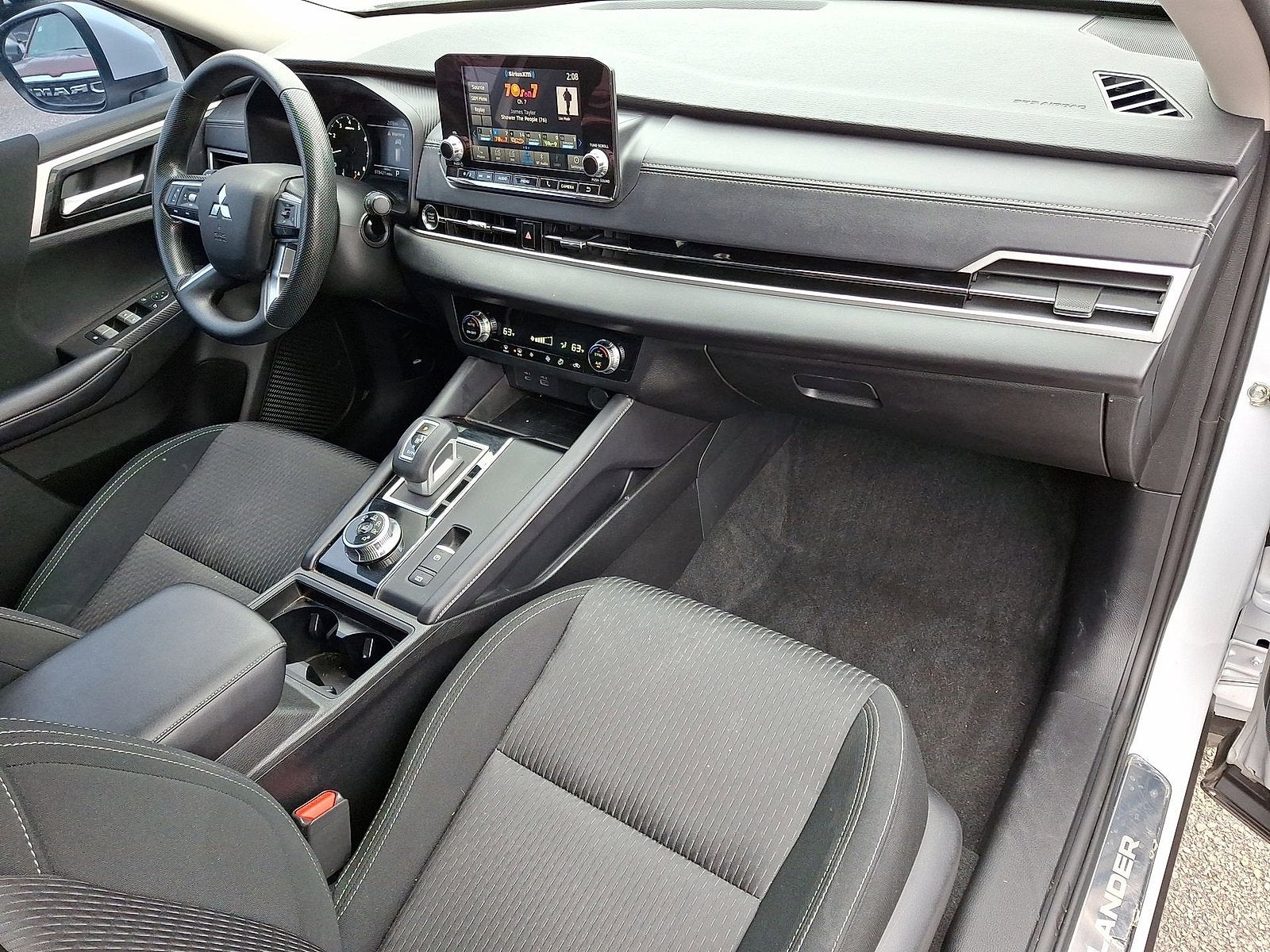 2024 Mitsubishi Outlander ES 2.5 2WD