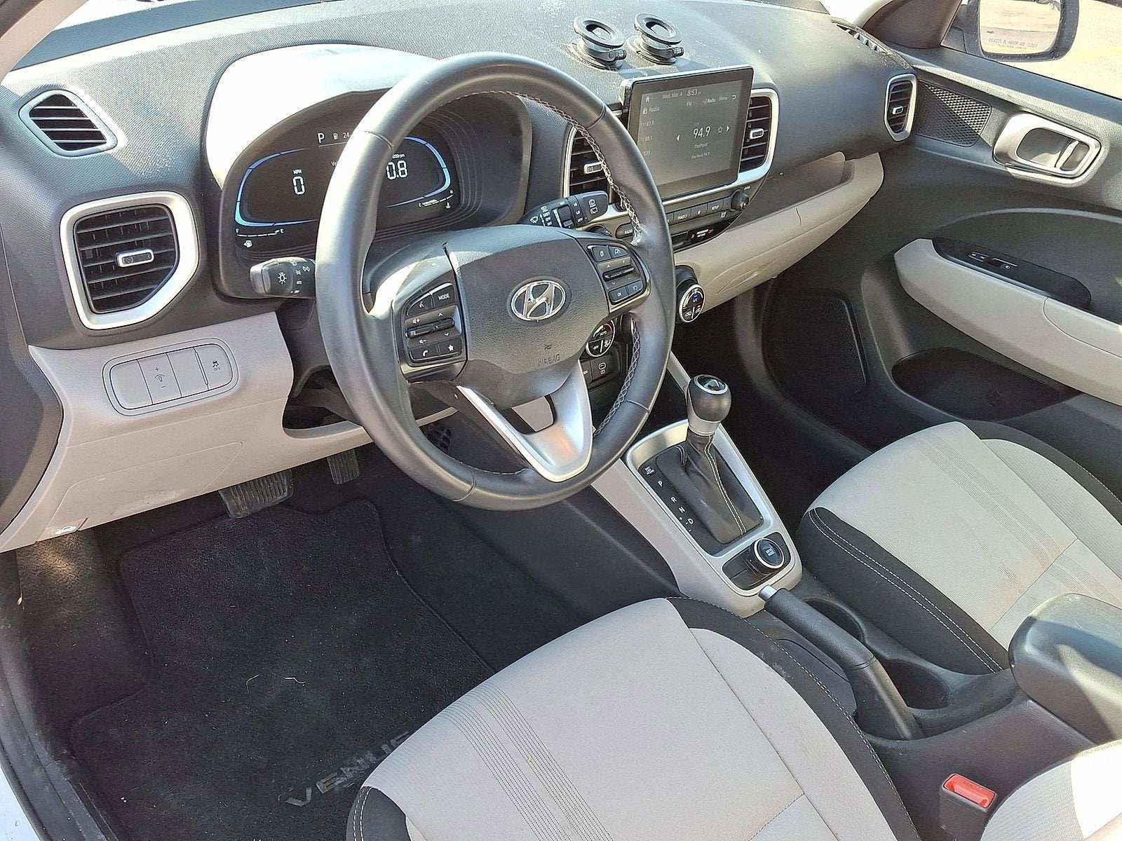 2024 Hyundai Venue SEL