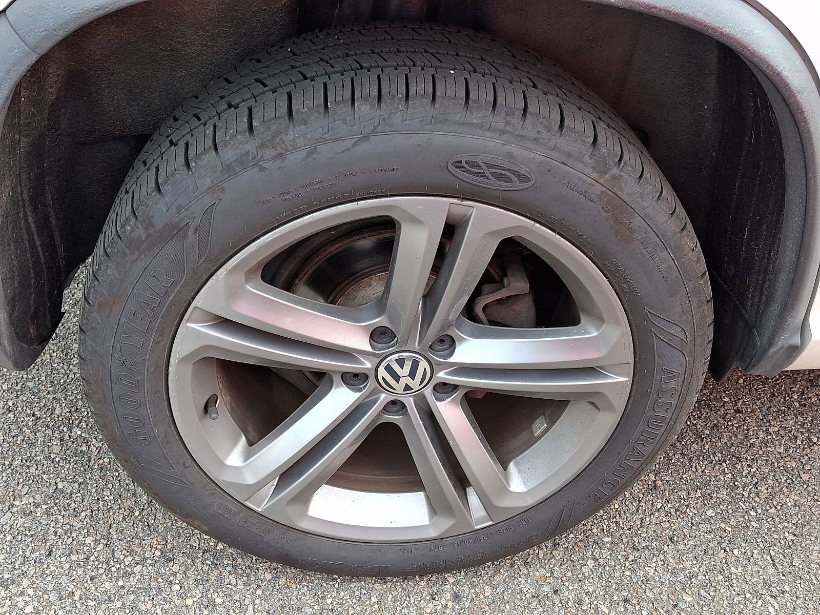 2017 Volkswagen Tiguan 2.0T Sport