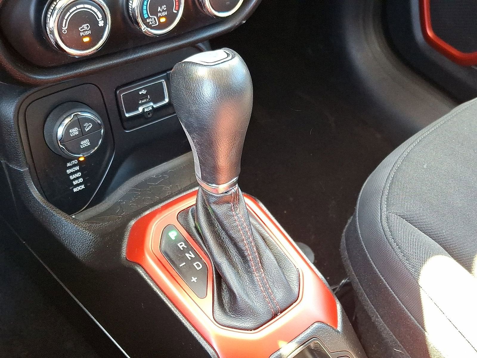 2015 Jeep Renegade Trailhawk