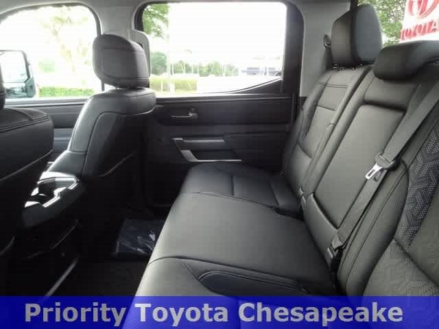 2023 Toyota TUNDRA 4X4 SR5 CrewMax 5.5 Bed