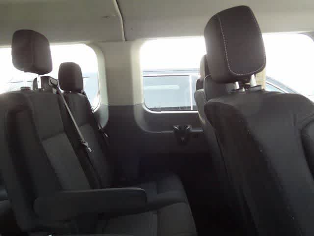 2023 Ford Transit Passenger Wagon XLT