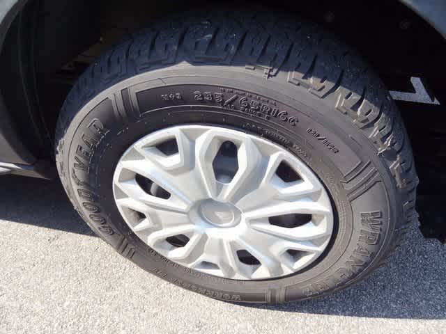 2023 Ford Transit Passenger Wagon XLT