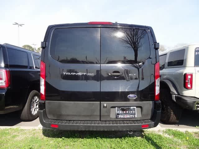 2023 Ford Transit Passenger Wagon XLT