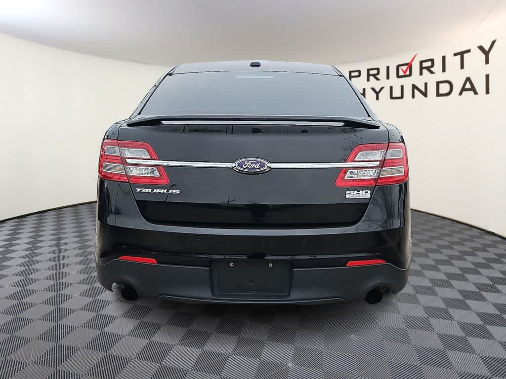 2018 Ford Taurus SHO