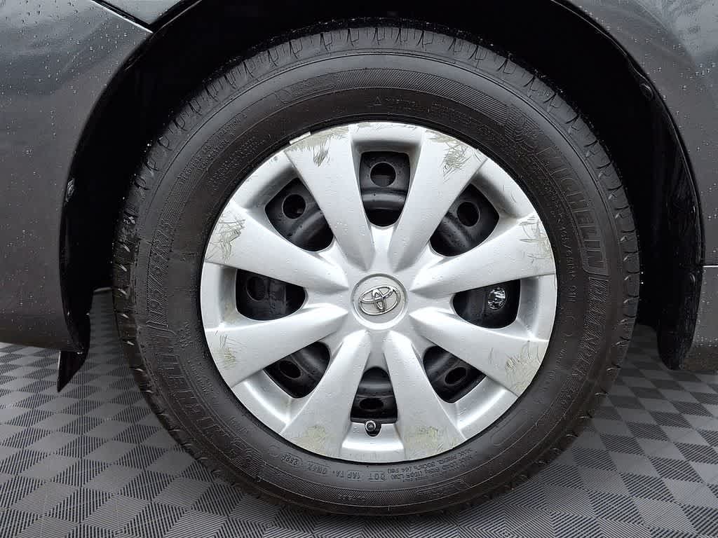 2010 Toyota Corolla 4dr Sdn Auto (Natl)