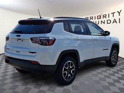 2025 Jeep Compass Trailhawk