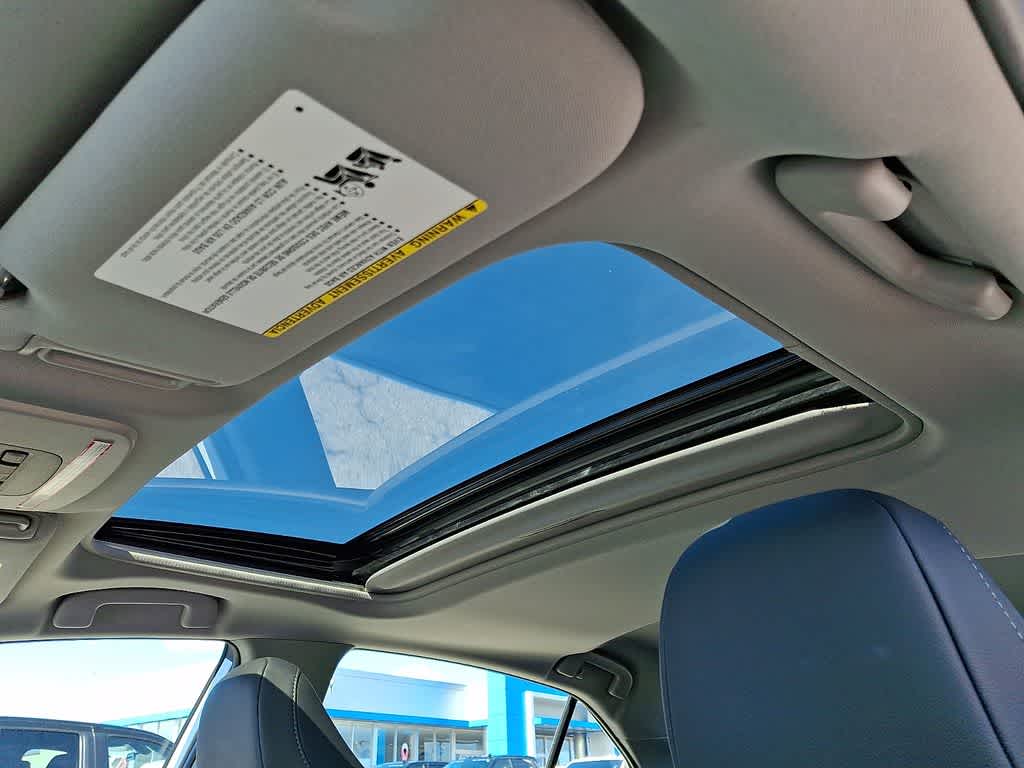 2023 Toyota Camry Hybrid XLE