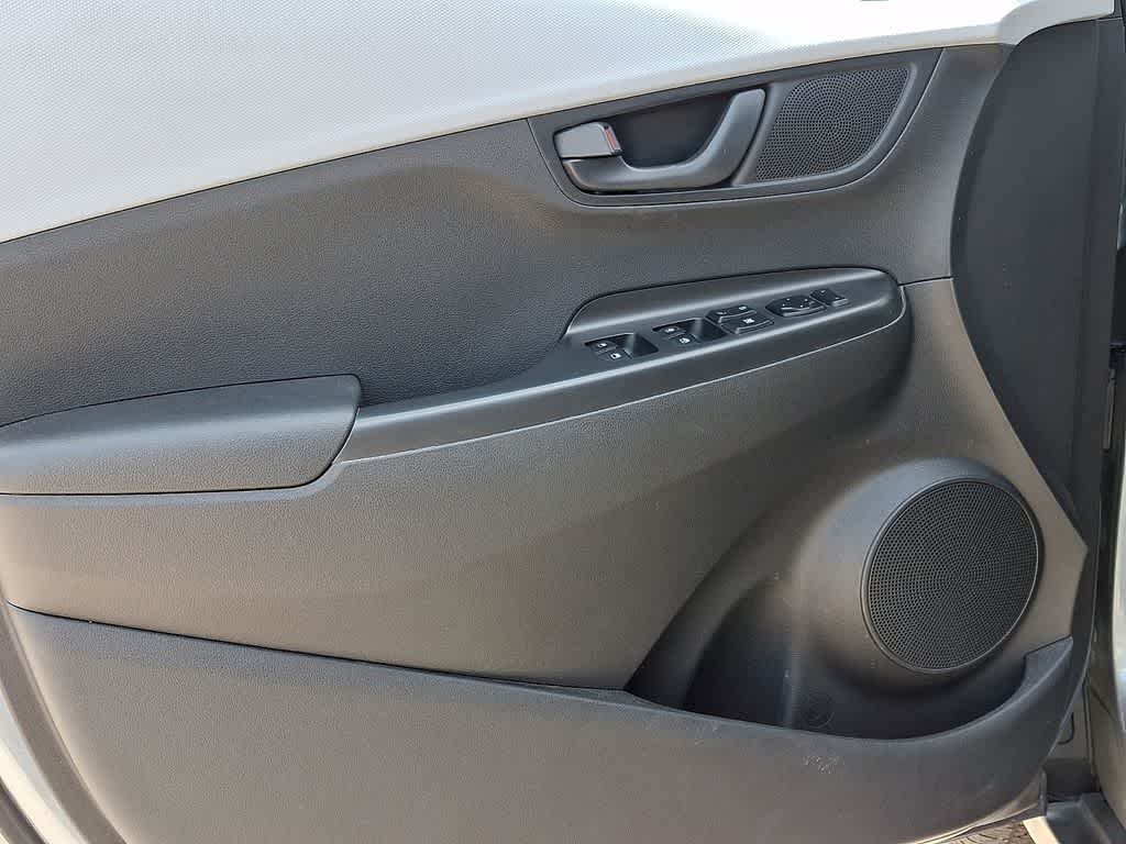 2021 Hyundai Kona SEL