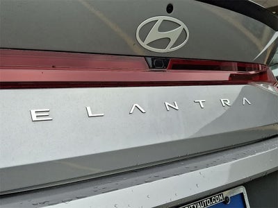 2025 Hyundai Elantra SEL Sport