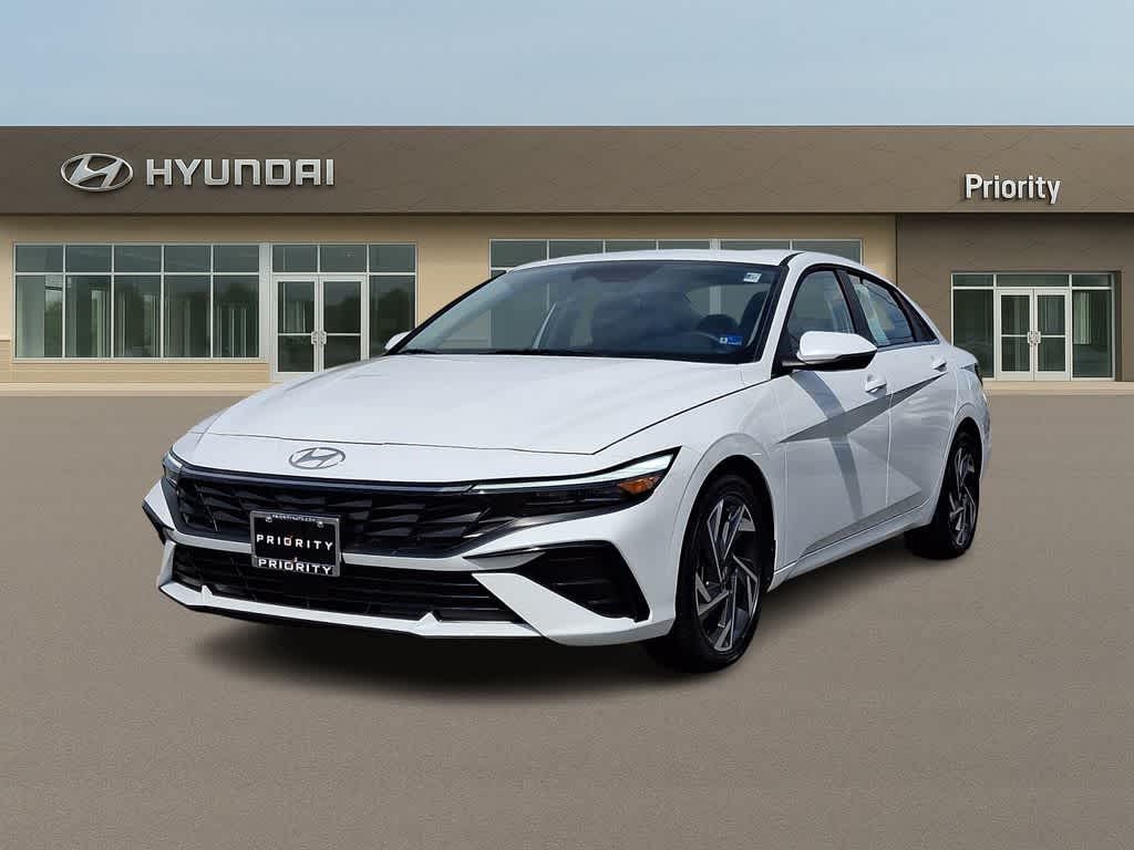 2025 Hyundai Elantra Limited