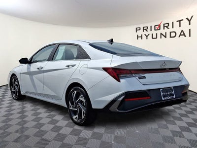 2025 Hyundai Elantra Limited