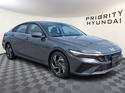 2025 Hyundai Elantra Limited