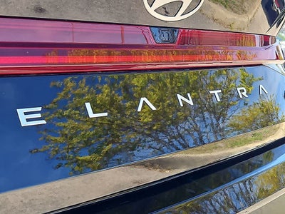 2025 Hyundai Elantra SEL Convenience
