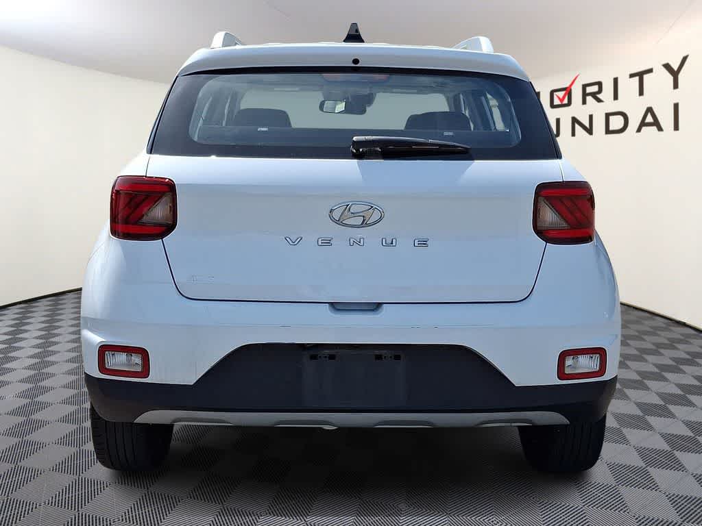 2022 Hyundai Venue SEL
