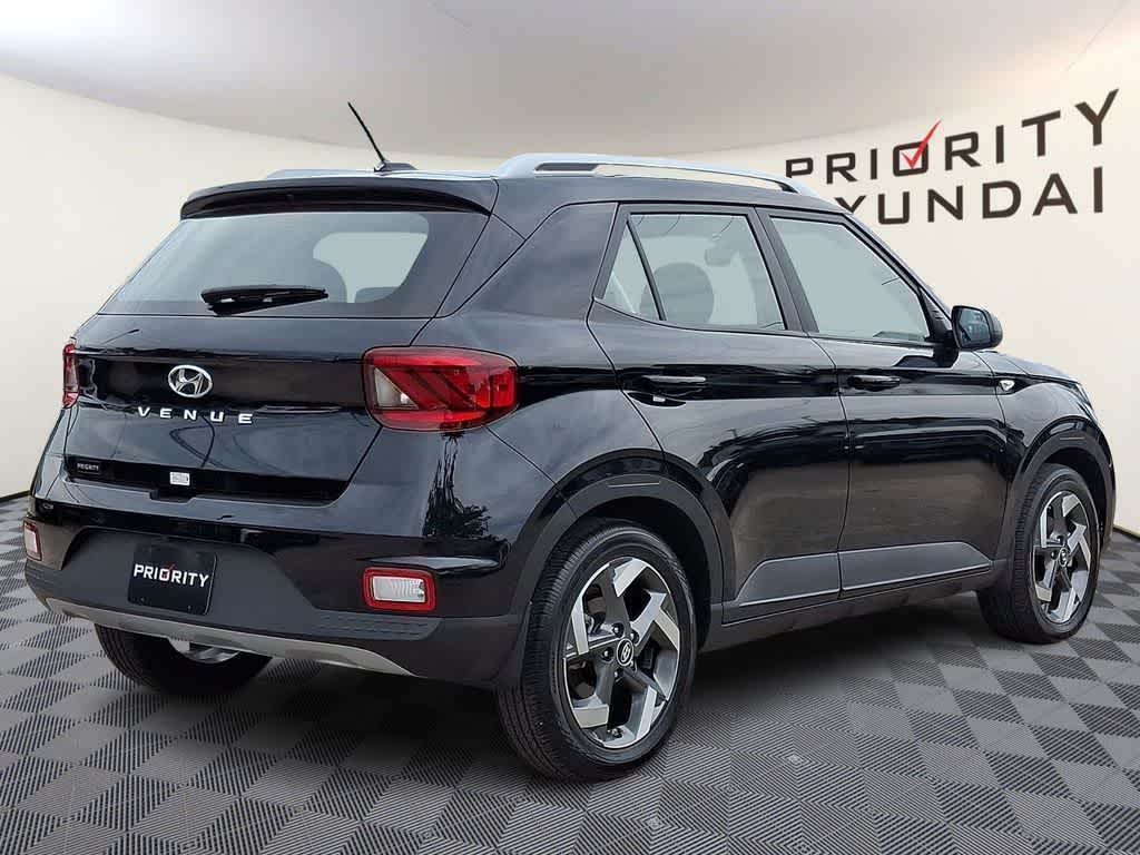 2025 Hyundai Venue SEL