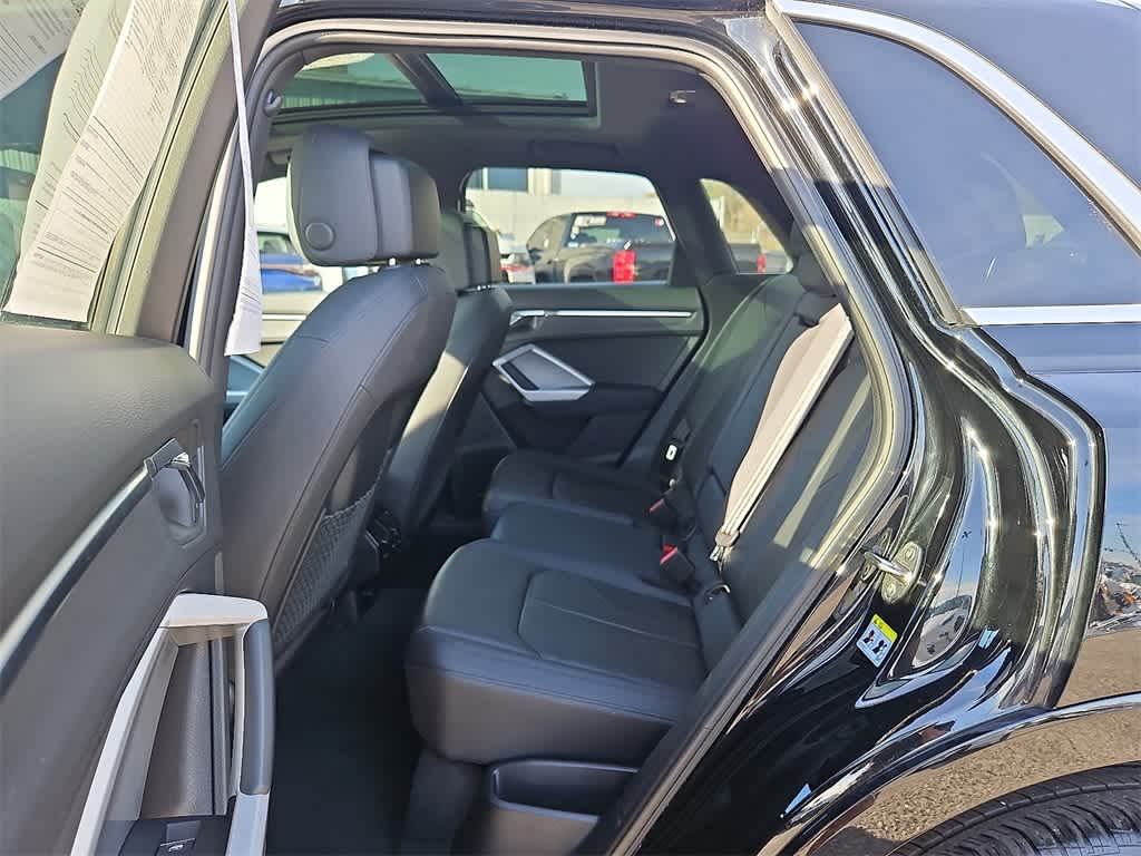 2024 Audi Q3 S line Premium