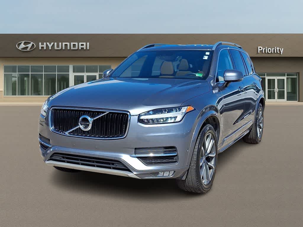 2018 Volvo XC90 Momentum
