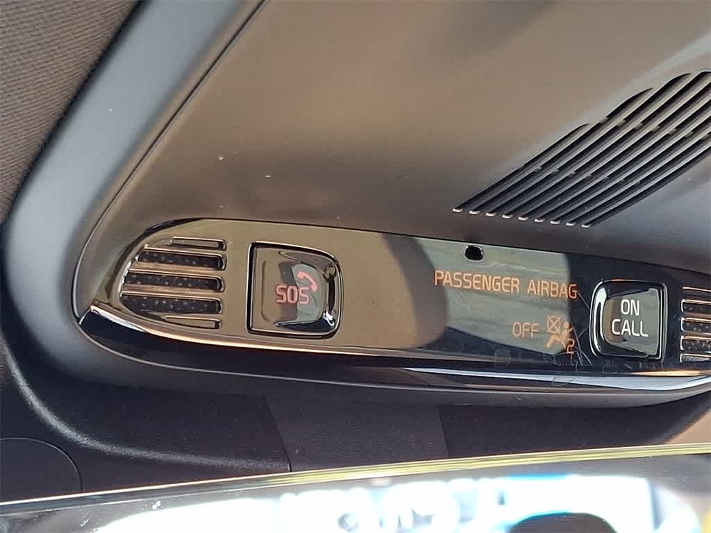 2018 Volvo XC90 Momentum