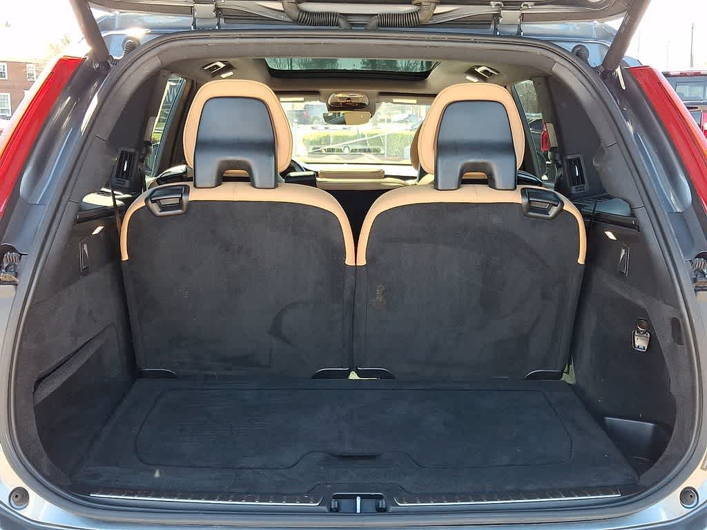 2018 Volvo XC90 Momentum