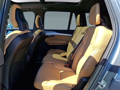 2018 Volvo XC90 Momentum