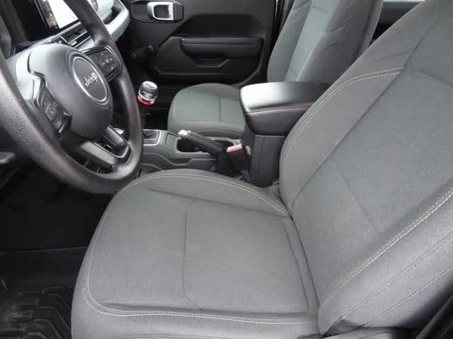 2024 Jeep Gladiator Sport photo 3