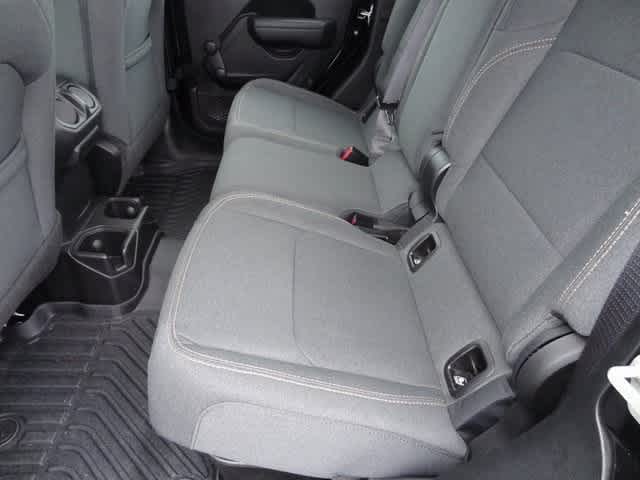 2024 Jeep Gladiator Sport photo 4