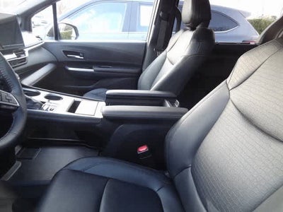 2025 Toyota Sienna Woodland Edition