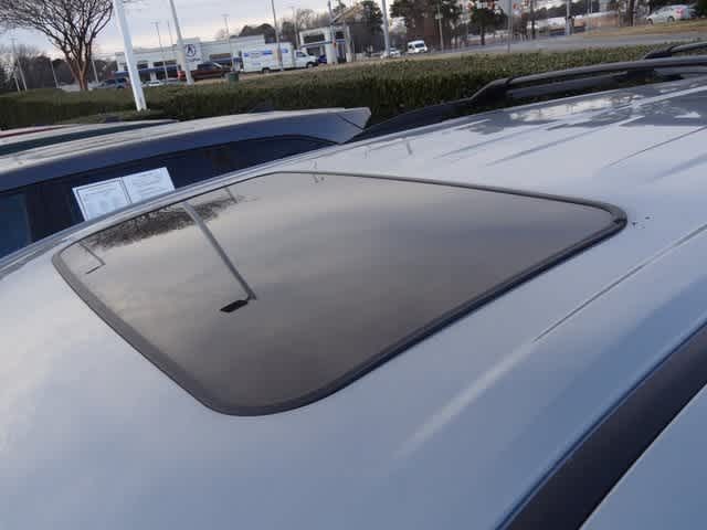 2025 Toyota Sienna Woodland Edition