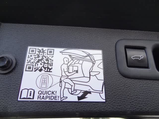 2022 Toyota Highlander Hybrid Platinum