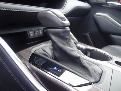 2022 Toyota Highlander Hybrid Platinum