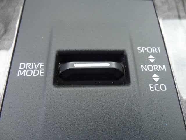 2022 Toyota Highlander Hybrid Platinum