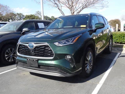 2024 Toyota Highlander Hybrid Platinum