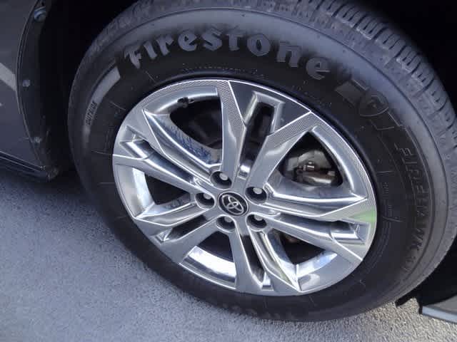 2023 Toyota Sienna Platinum